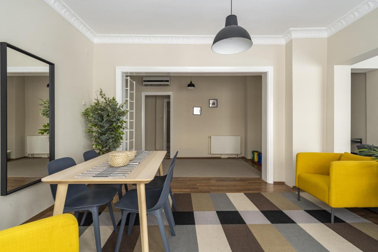 Modern Flat Near Popular Attractions In Beyoglu Apartment Istanbul Ngoại thất bức ảnh